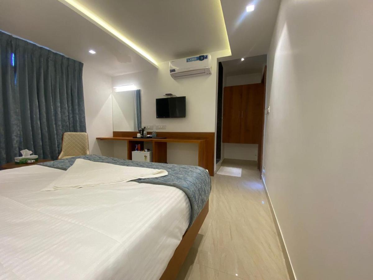 The Urban Hive Hotel Belgaum Exterior foto