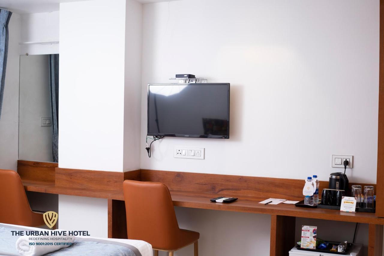 The Urban Hive Hotel Belgaum Exterior foto